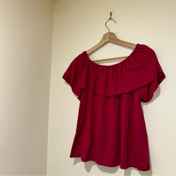 Women’s Uniqlo Brand Red Off the Shoulder Flowy Soft Lightweight T-Shirt Size: L - Picture 10 of 13